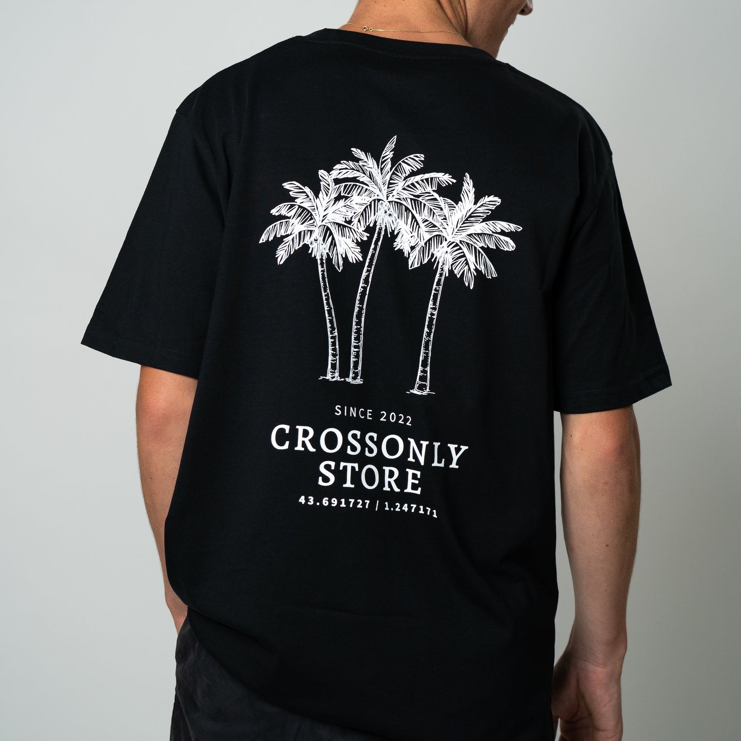 Le T-Shirt Noir Ultime